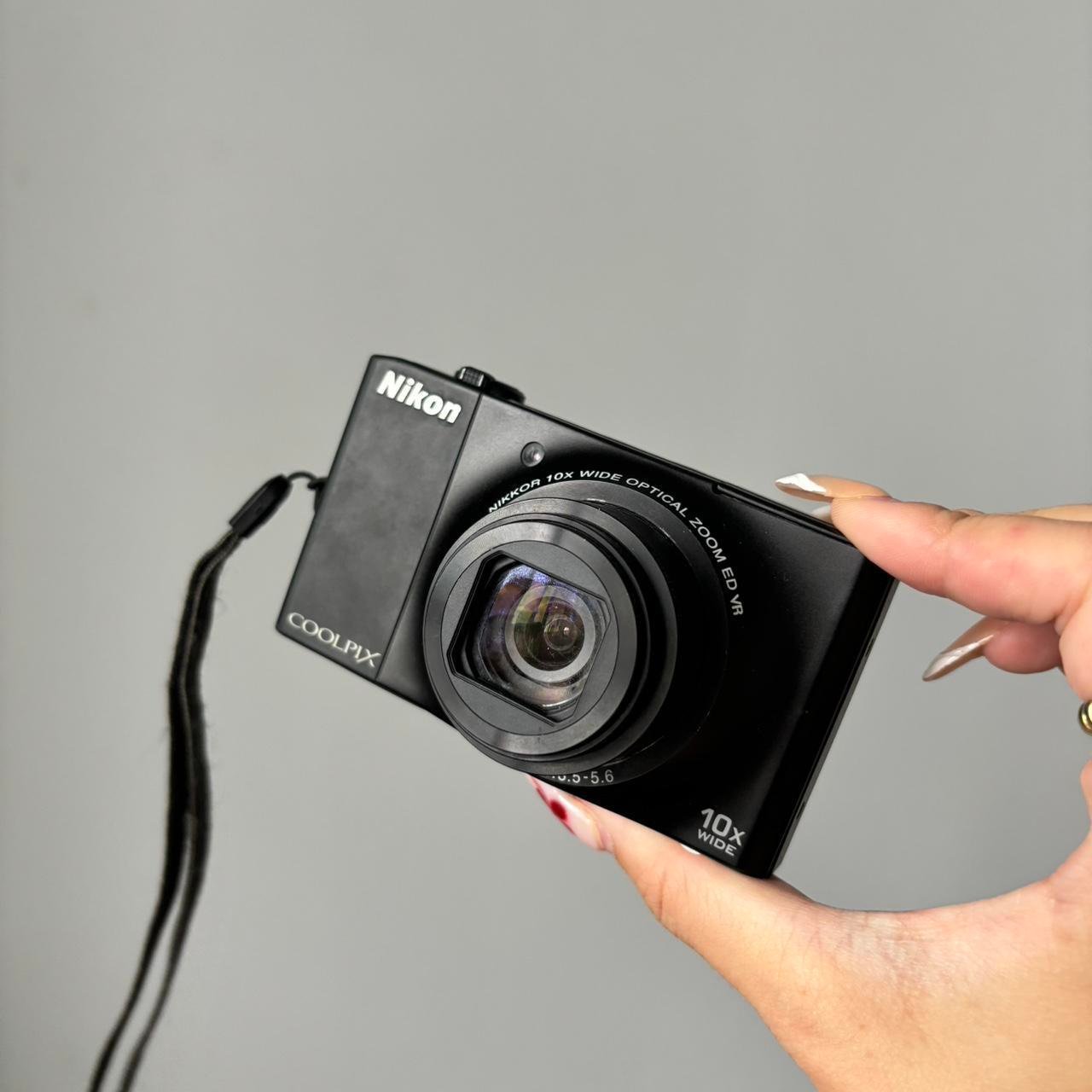 Nikon Coolpix Digital Camera S8000