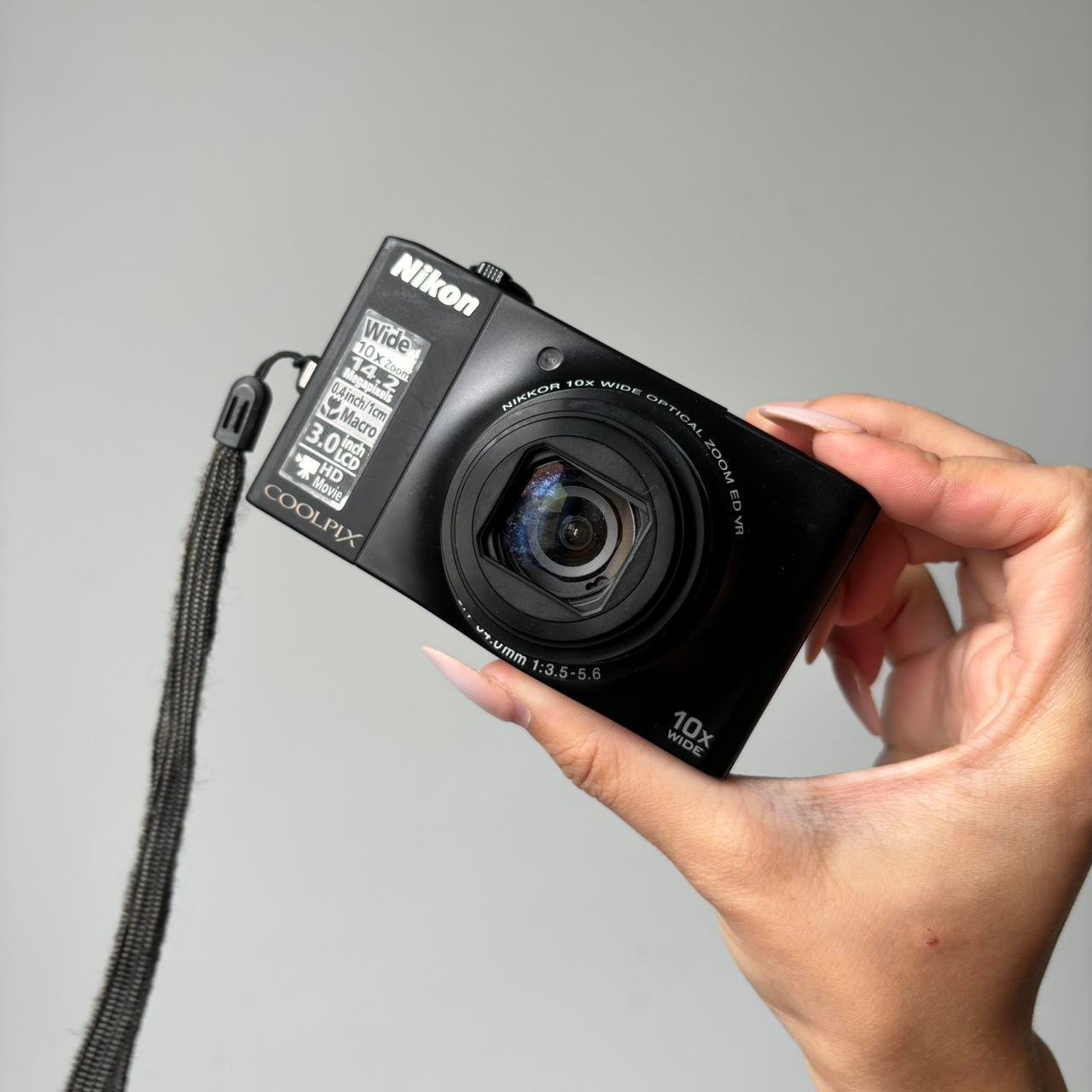 Nikon Coolpix Digital Camera S8000 14.2MP Digital Camera in black